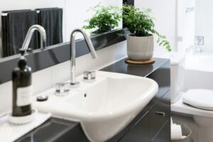 Lire la suite à propos de l’article Rénovation de votre salle de bain : Guide complet 🛁